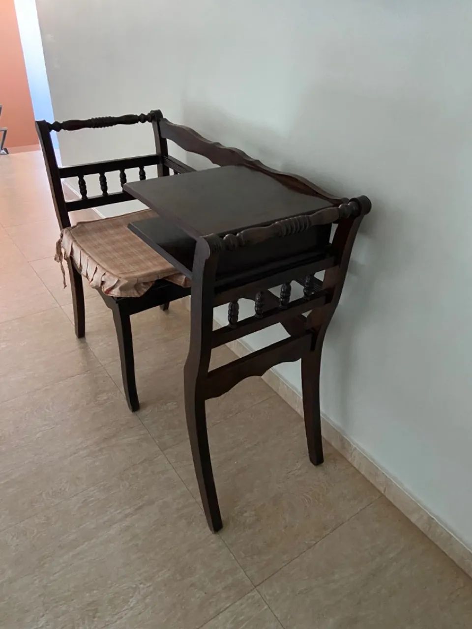 Mesa de Telefone antiga em madeira