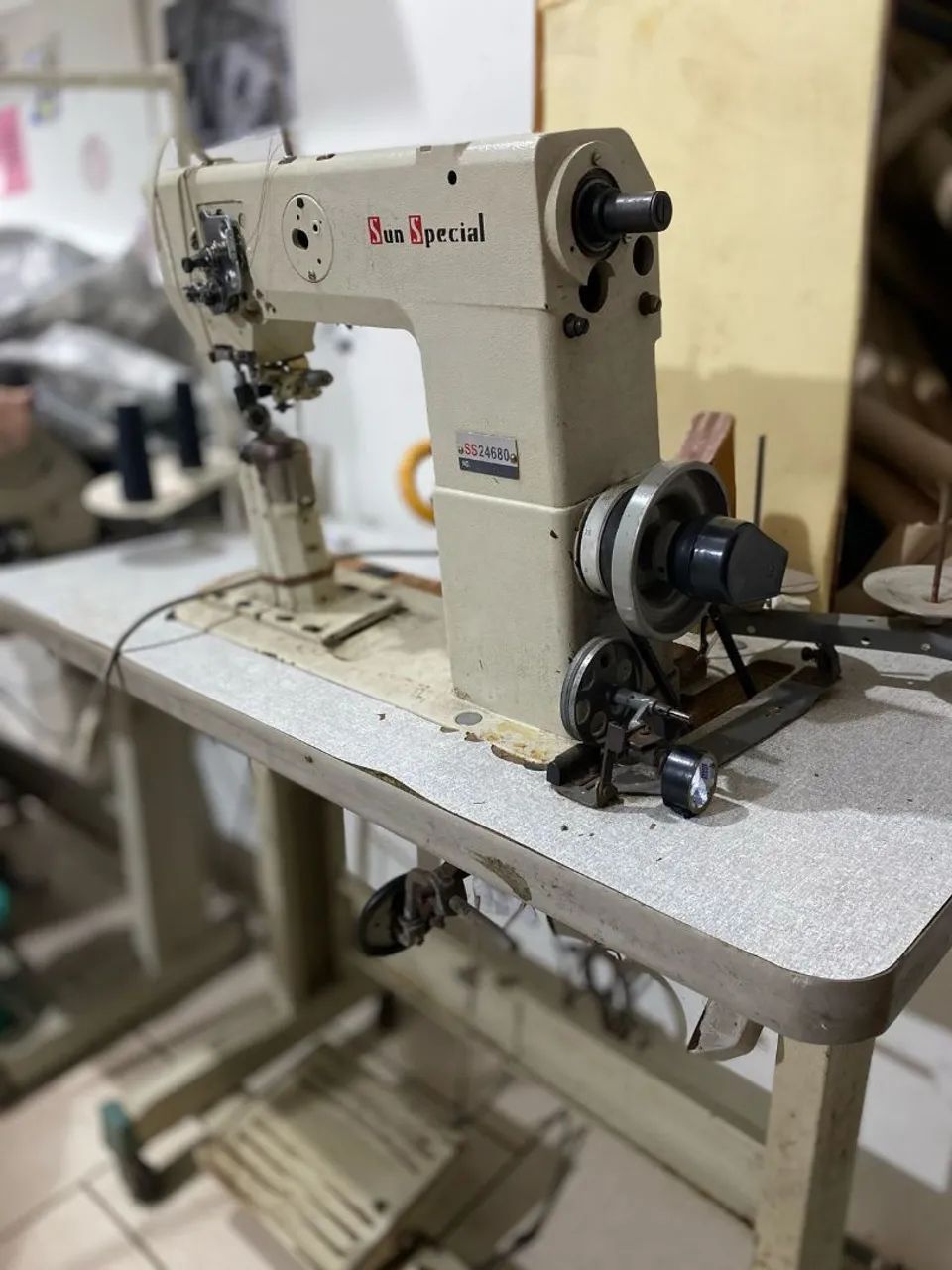 Máquina de Costura Industrial Sun Special SS24680