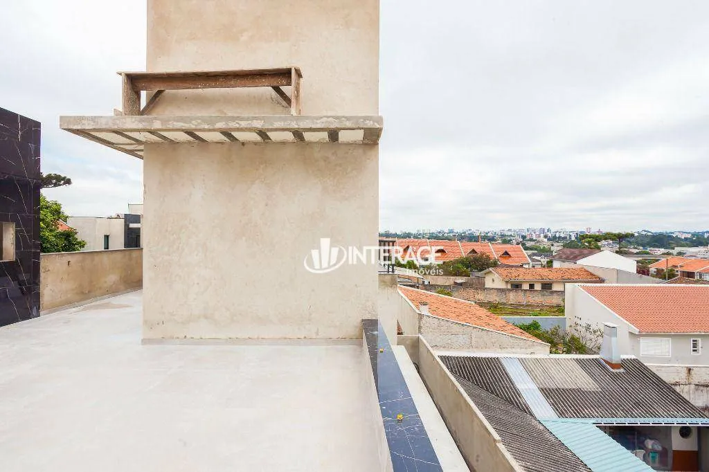 Sobrado com 3 Quartos à venda, 117 m² - Bacacheri - Curitiba/PR