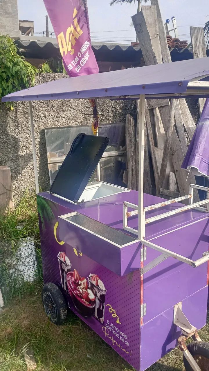 Carrinho de venda de açaí