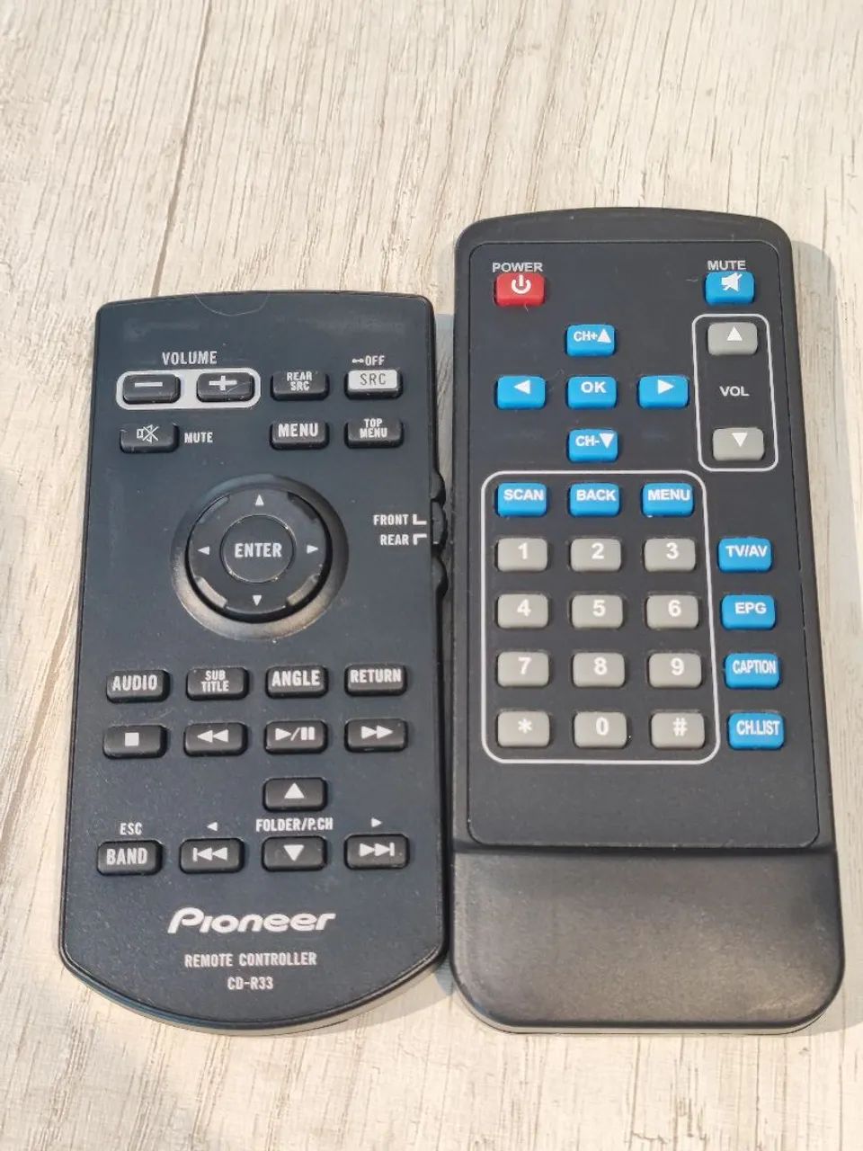Controle Original Multimídia Pioneer e Um para Tv Analógico Para Carro