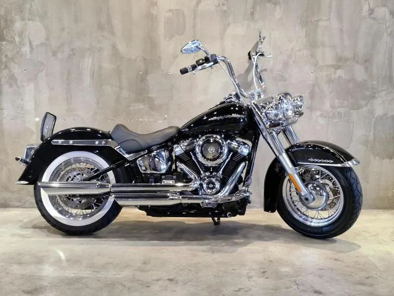 HARLEY-DAVIDSON SOFTAIL DELUXE 2018