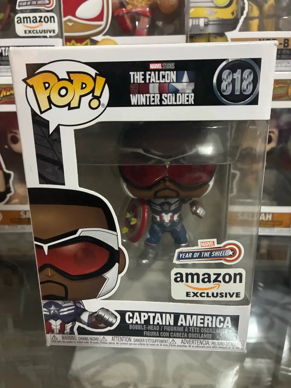 Funko Pop 818 Capitão América novo 