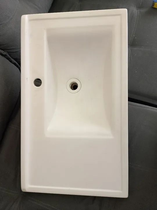 Pia de banheiro branca - Foto 2