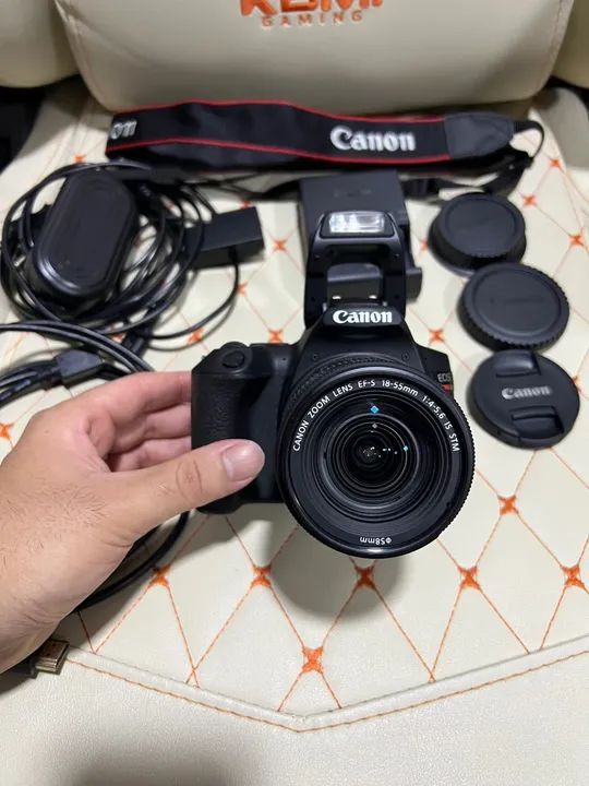 Câmera Canon EOS Rebel SL3