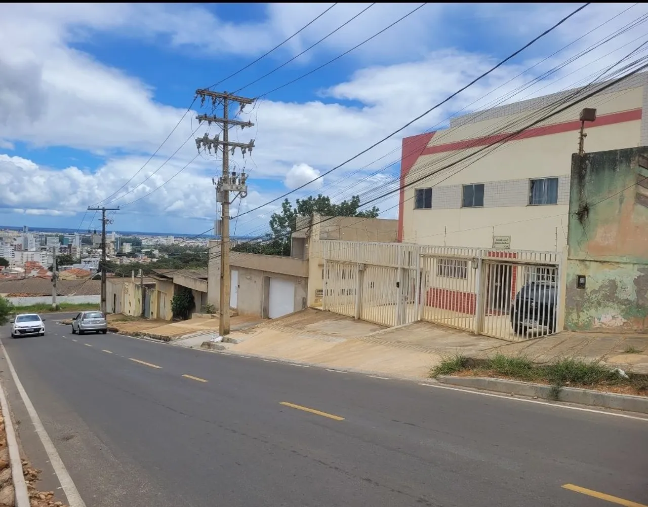 APARTAMENTO NO CANDEIAS