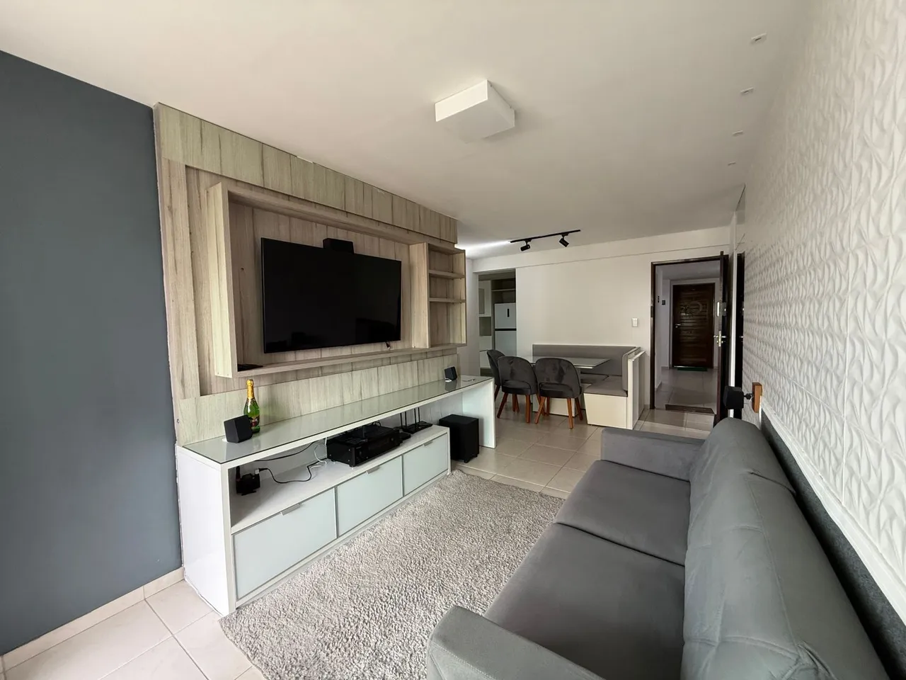 Apartamento MOBILIADO de 68m² com 2 quartos para locação em Manaíra, João Pessoa - PB.