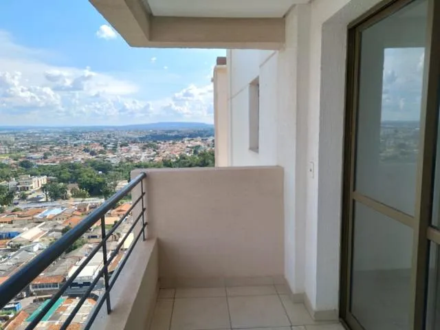 Apartamento 03 Quartos 01 Suíte 78,00m2 02 Garagens Vila Brasília