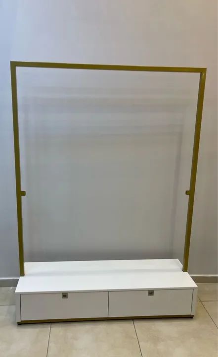 Expositor / Arara com gaveteiro - Metanol Branco com dourado