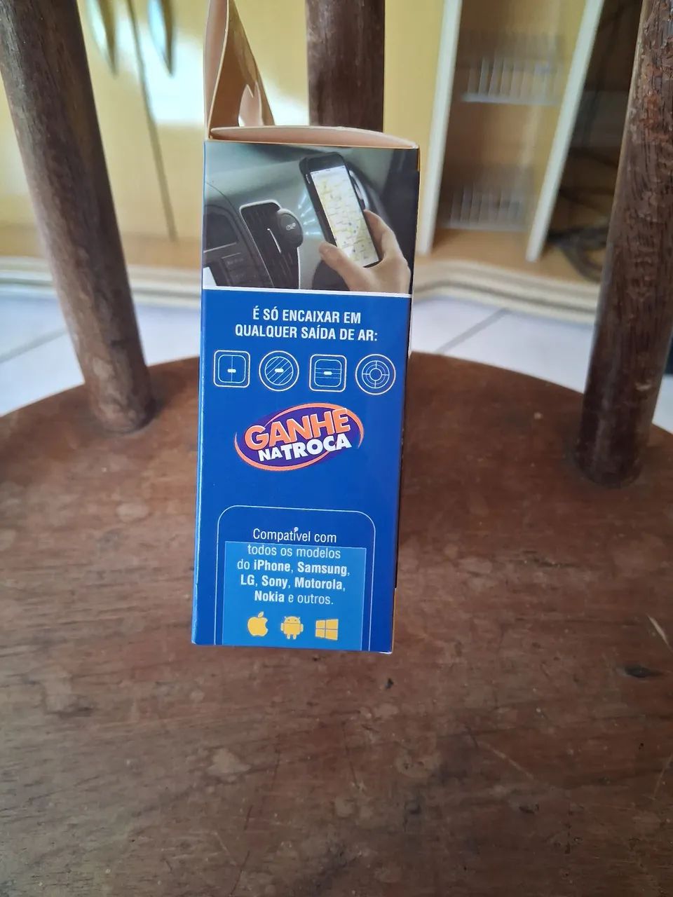 Suporte veicular magnético para smartphones  - Foto 2