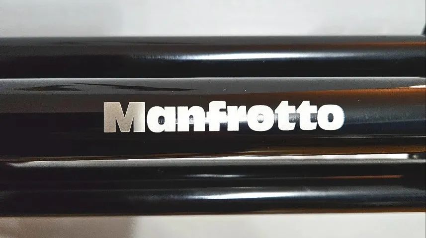 Tripé De Alumínio Manfrotto De 5 Seções Compact Action - Foto 4