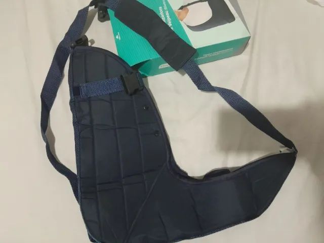 Tipóia imobilizadora estofada marca Chantal tamanho G nunca usada