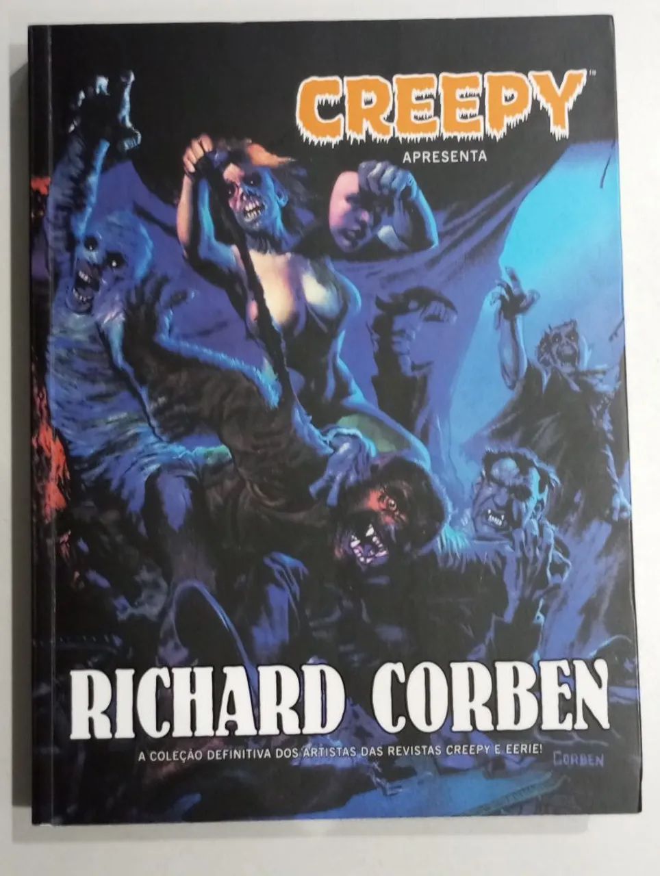 Creepy - capa comum 