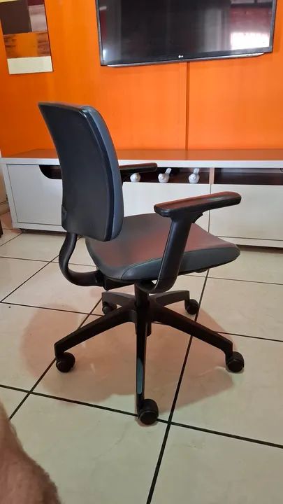 Cadeira de Escritório Giroflex - Foto 5