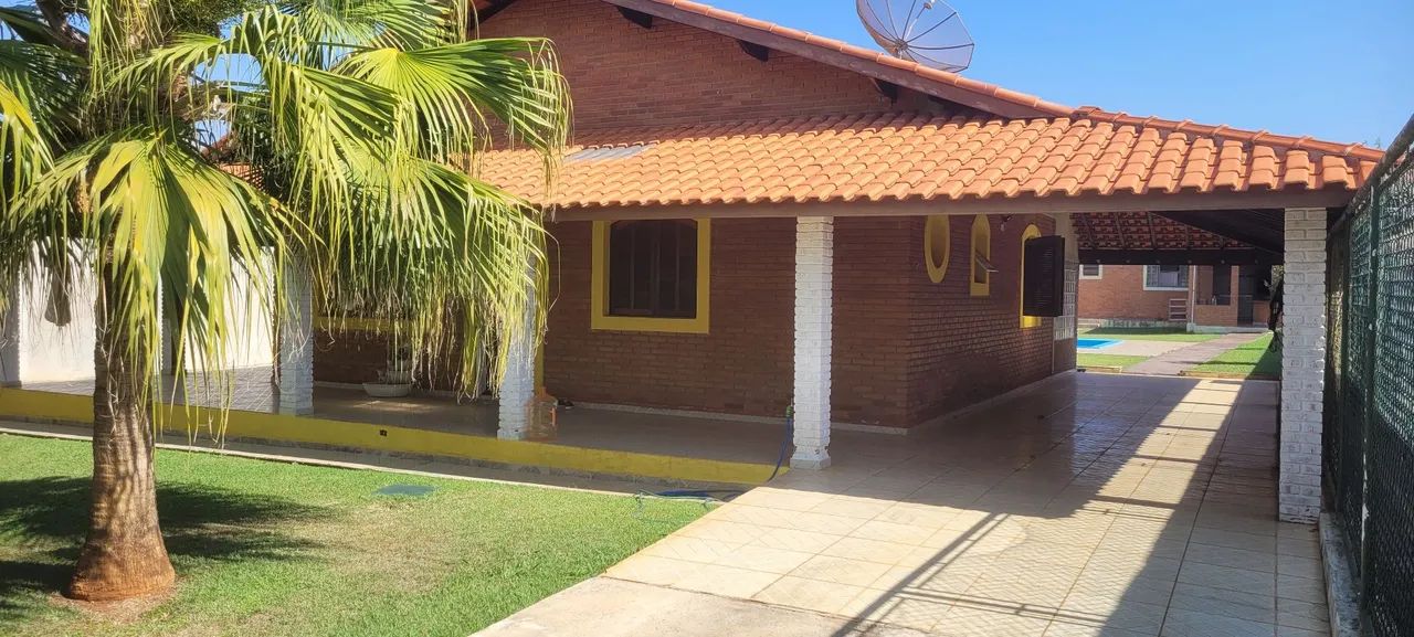 Foto - Cesário Lange - Jardim das Flores