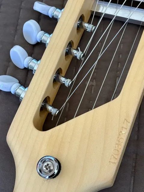 Ukulele Risa Stick Soprano Elétrico + Bag original - Importado - Foto 3
