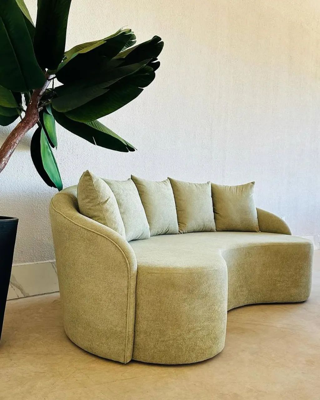 Sofá Curvado Moderno Verde Claro - Foto 2