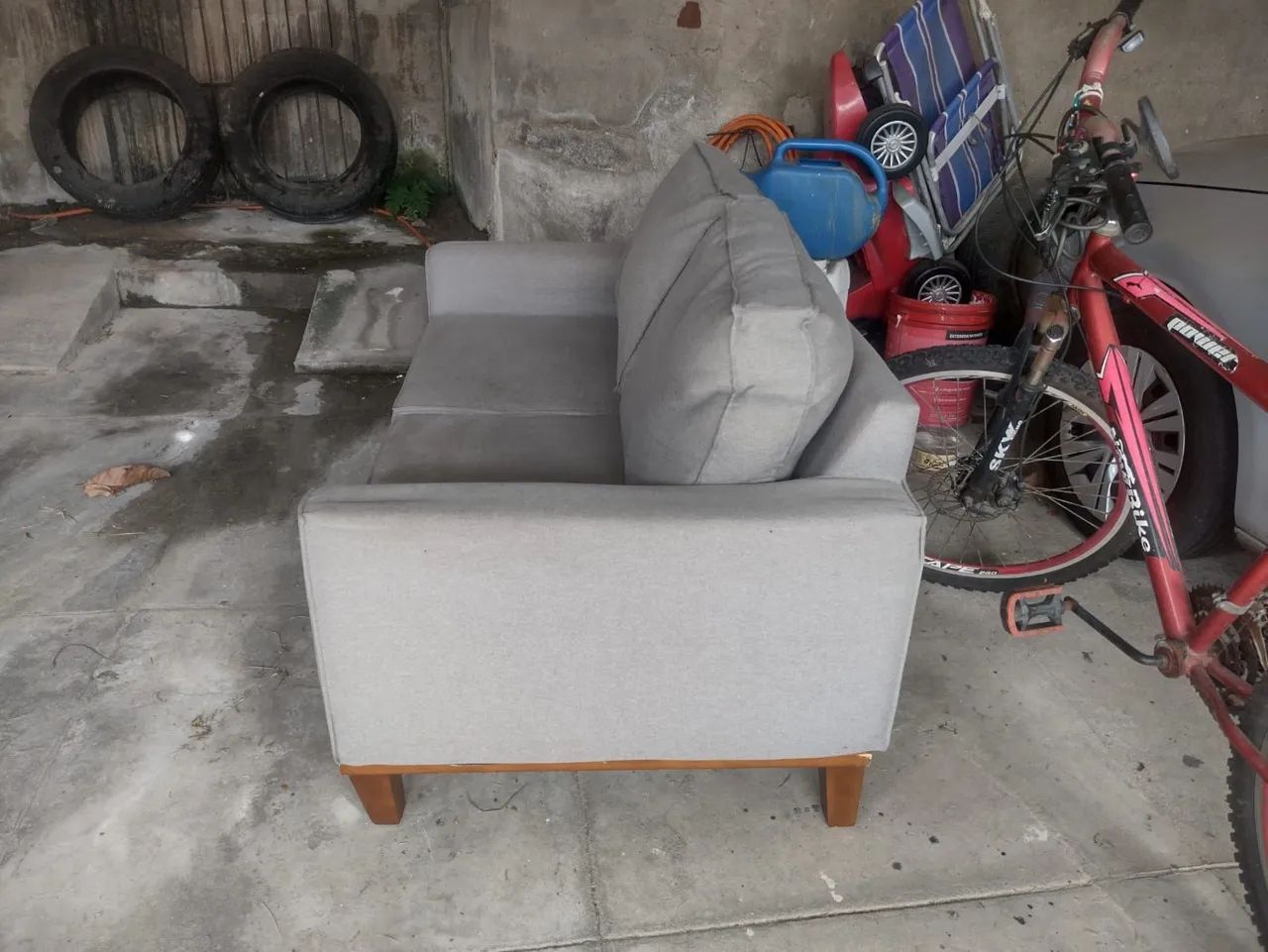 Sofá dois lugares 64842092009347121