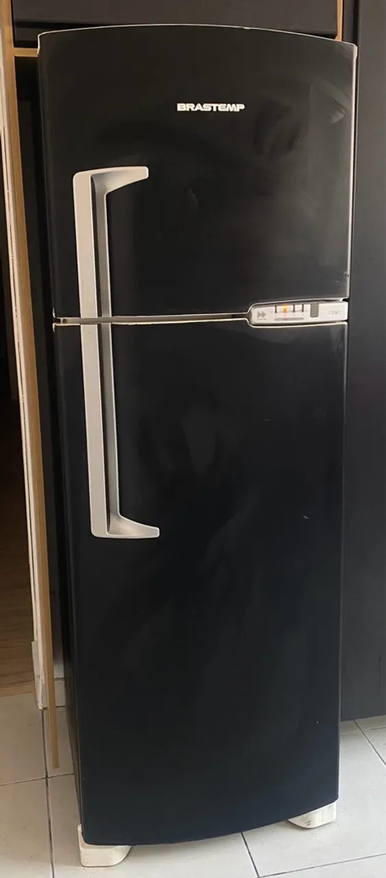 Geladeira Brastemp - Design moderno e eficiente!