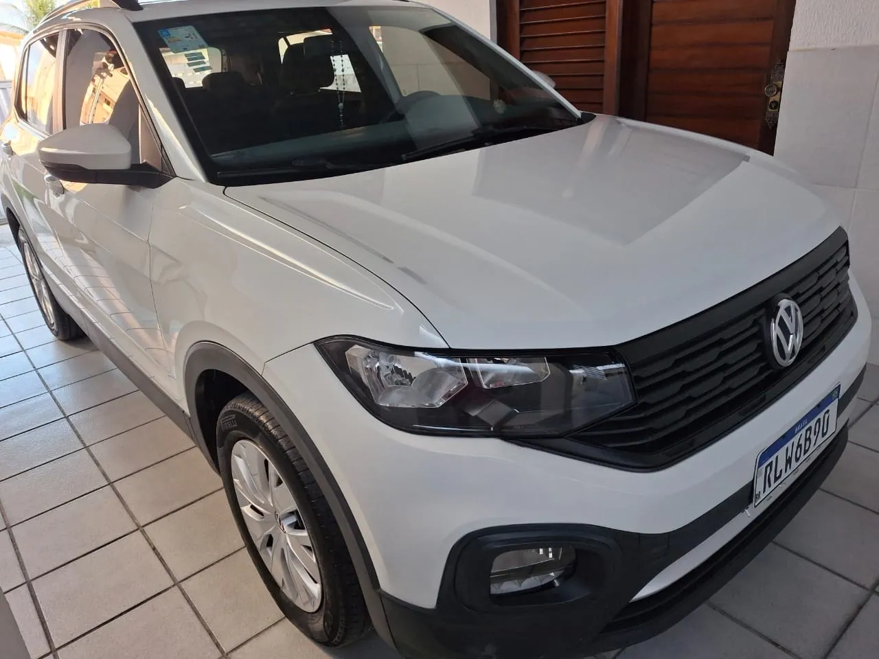T-cross única dona!!!
