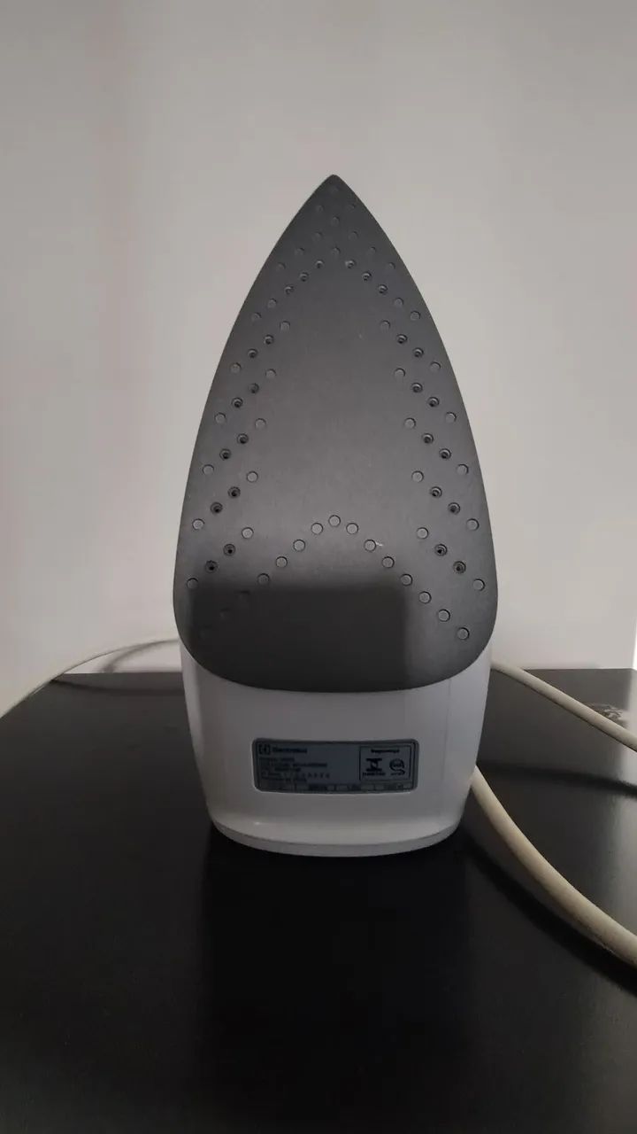 Ferro de Passar Eletrolux - Foto 4