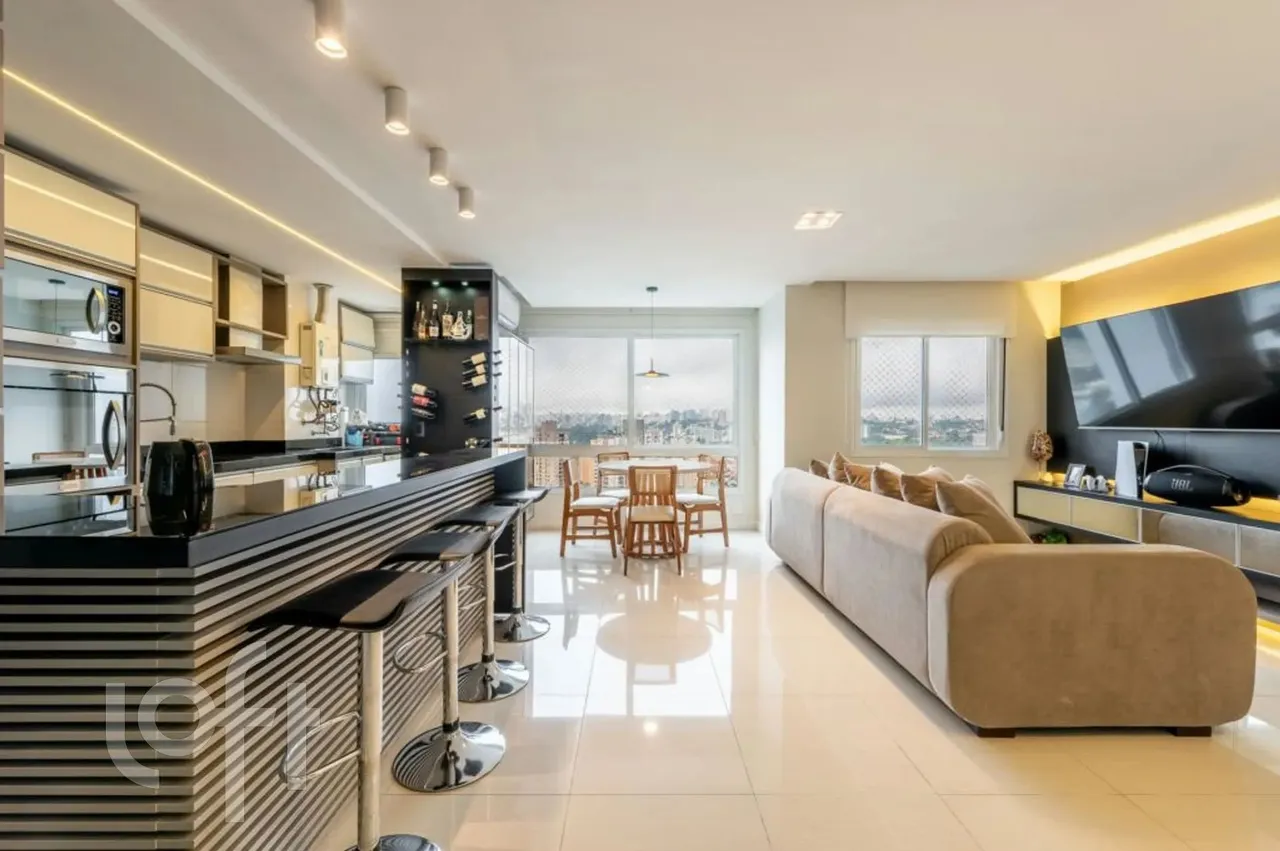 Apartamento à Venda no Partenon, Porto Alegre