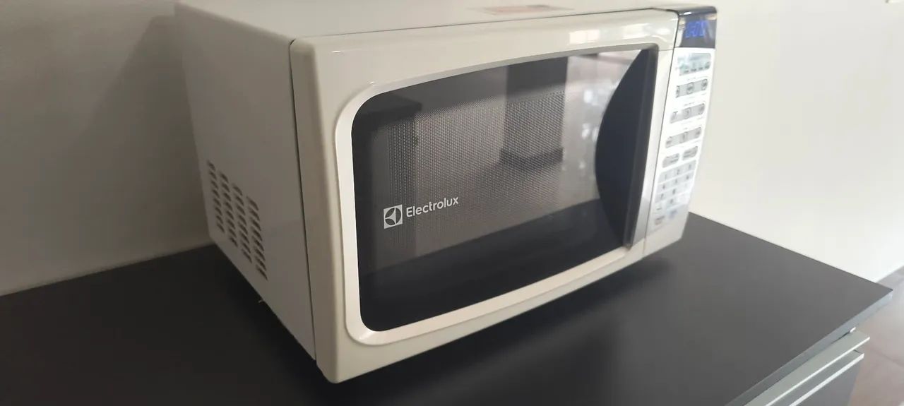 Microondas Eletrolux 20l