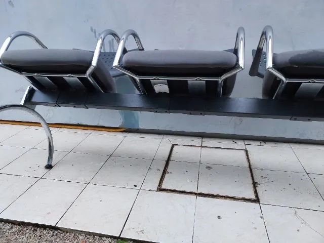 Cadeira poltrona banco 1,75 de comprimento  - Foto 2