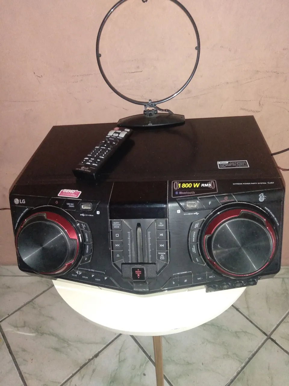 Aparelho de Som LG com Bluetooth - 1800W RMS