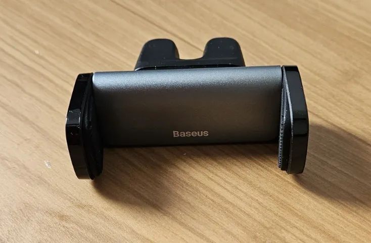 Suporte Universal para Celular Carro Baseus Perfeito Estado - Foto 3
