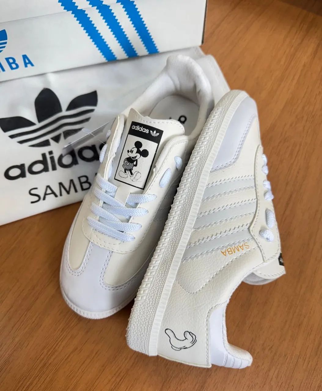 Tênis Adidas samba OG Mickey Mouse  - Foto 2