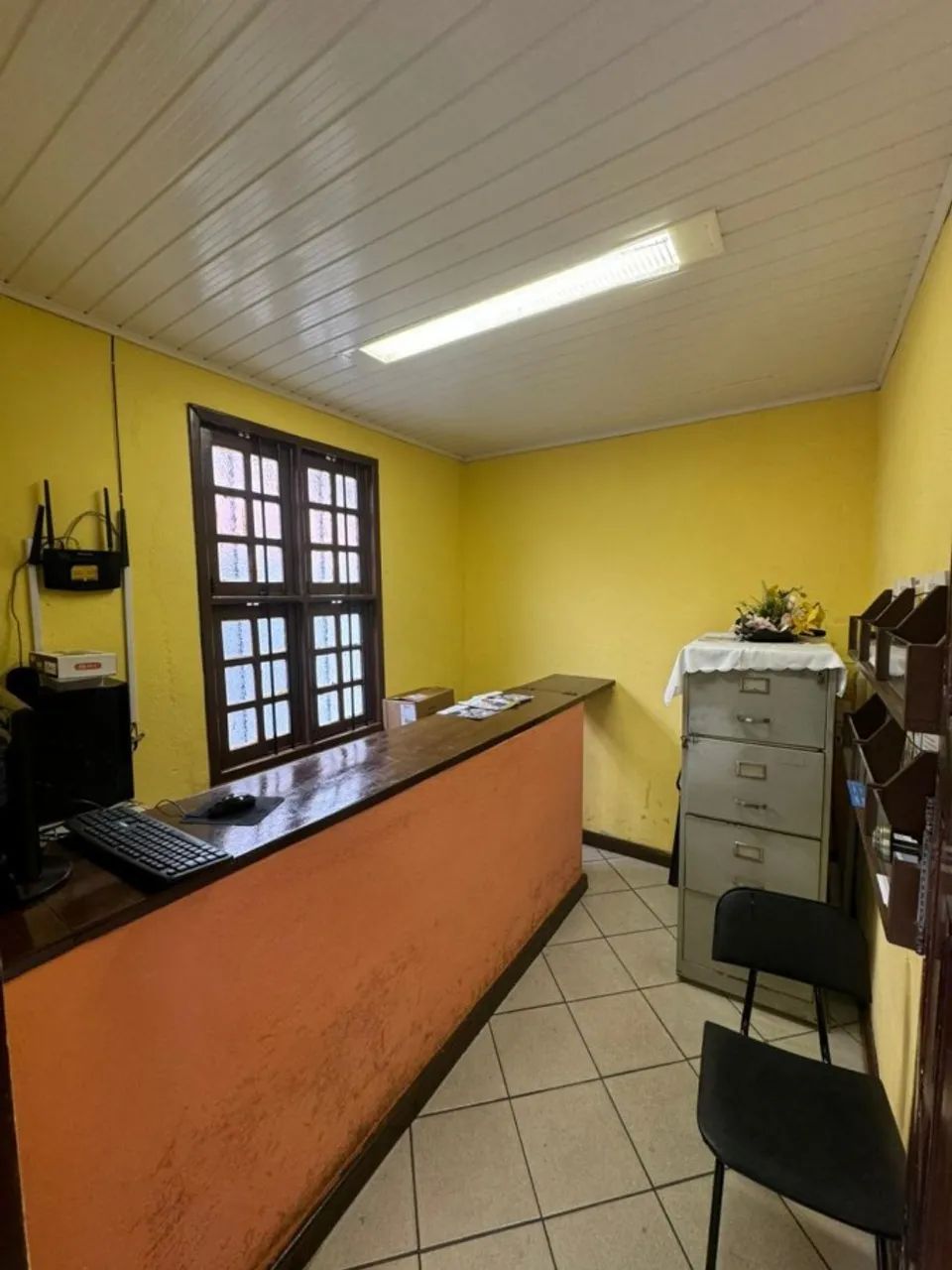 Sala Comercial para Venda em Macajuba, Centro, 2 banheiros - Foto 2