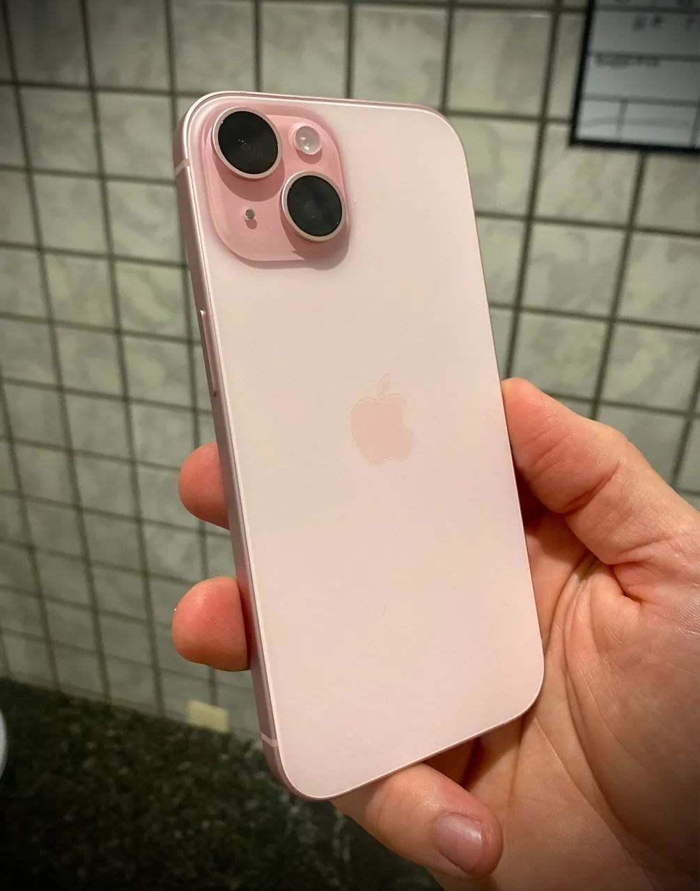 IPhone 15 - 128gb super novo  - Foto 3