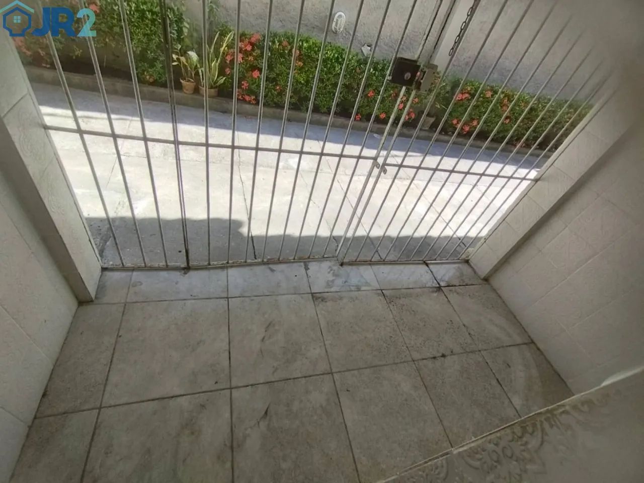 CASA EM CANDEIAS PRONTA PARA MORAR - Foto 4