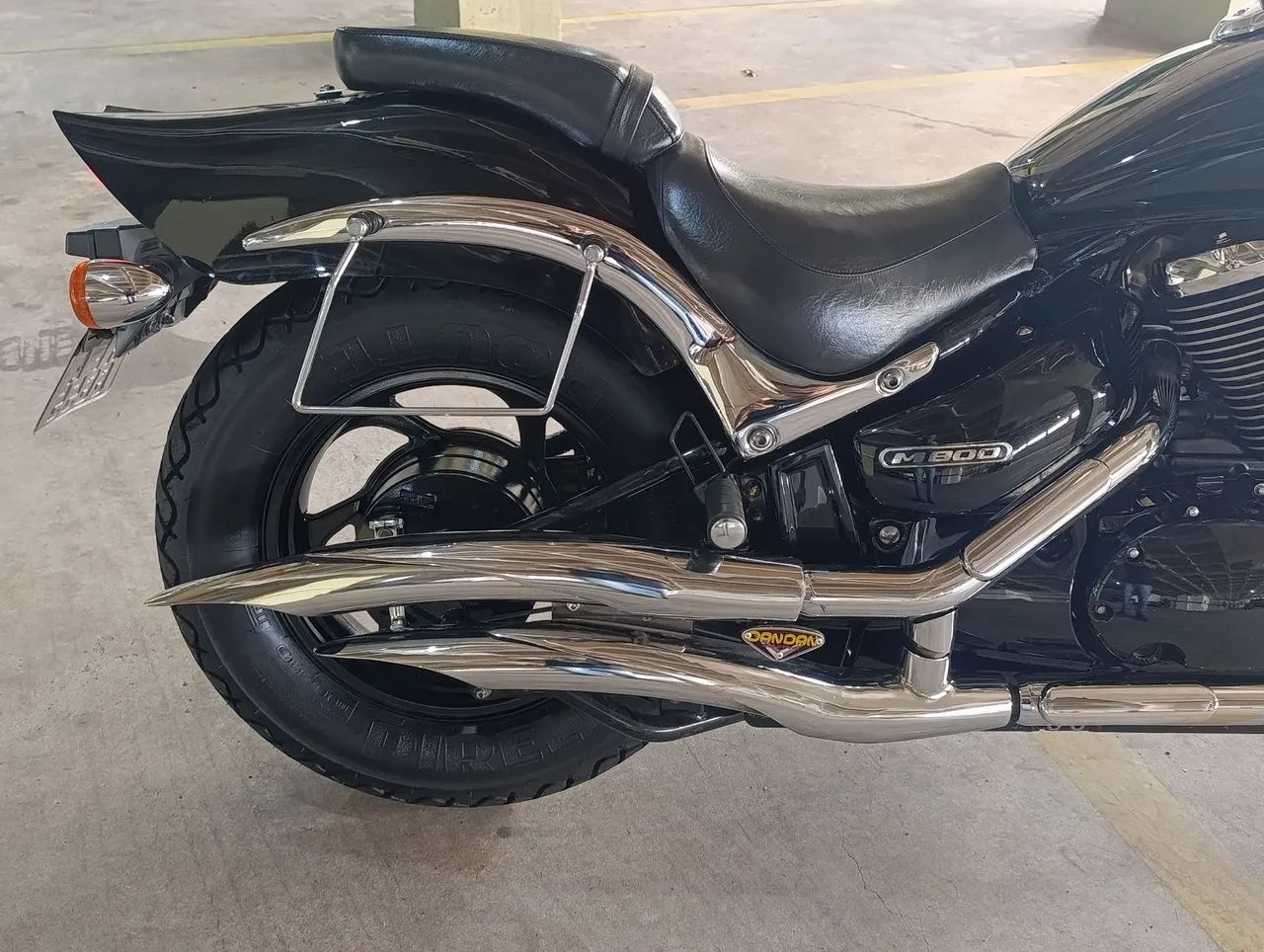 Suzuki Boulevard M800 - Foto 4