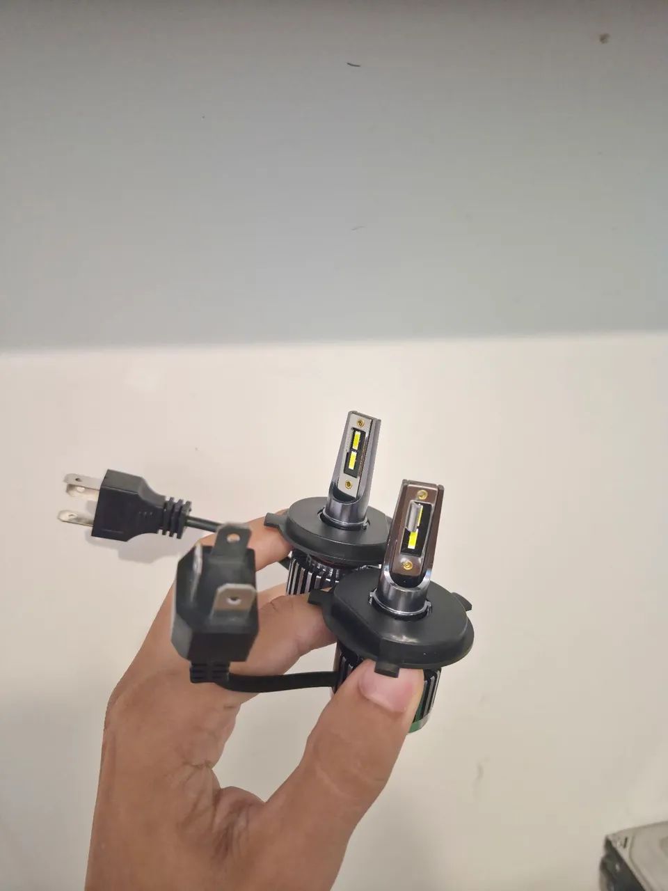 Farol de led para carro modelo h7 - Foto 2