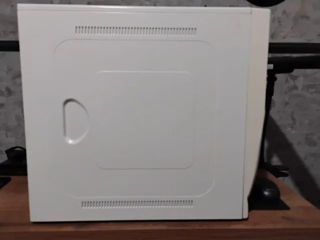 Gabinete Full Tower com Baias para DVD - Foto 4