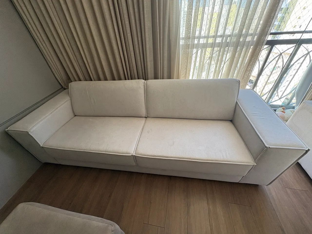 Sofá linho 2,50x 0,84