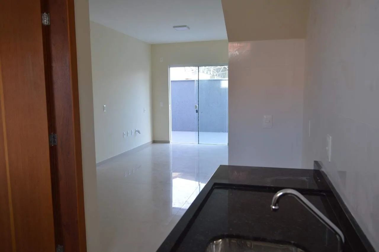 AMPLO APARTAMENTO 2 DORMITÓRIOS - Foto 2