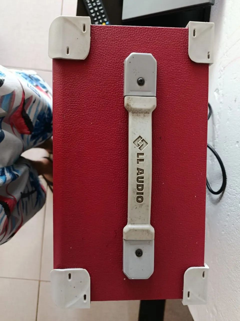 Caixa amplificada em ótimo estado!  - Foto 2