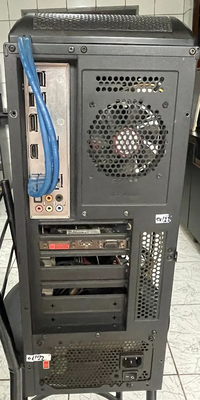 Vendo computador. 