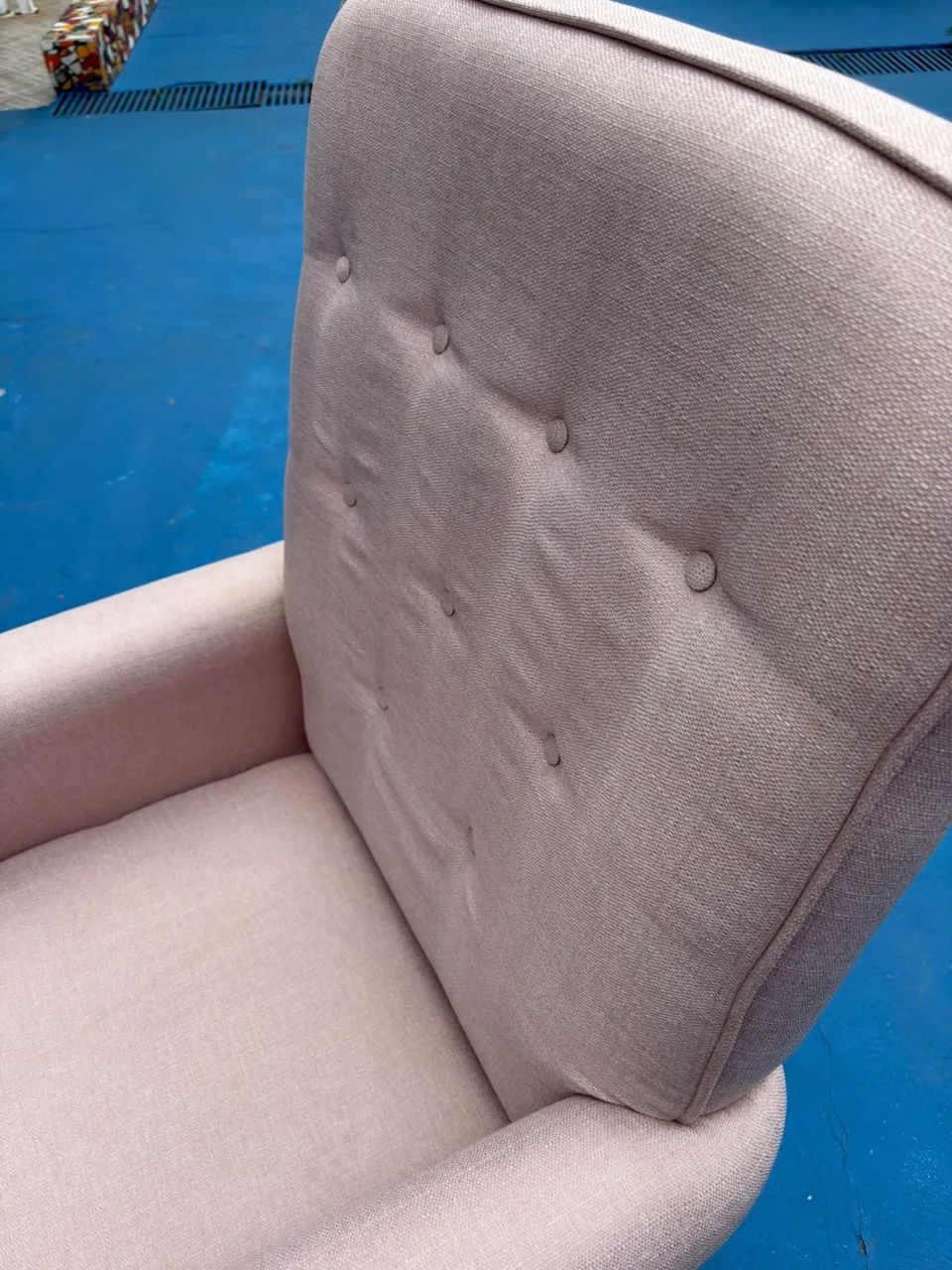 Poltrona de amamentação com balanço 