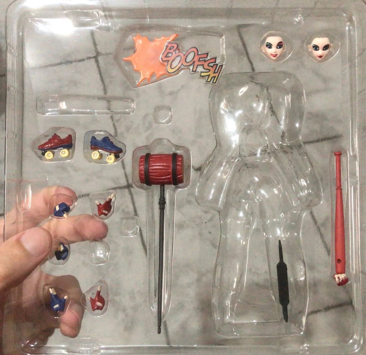 Harley Quinn Revoltech (bootleg) - Foto 3