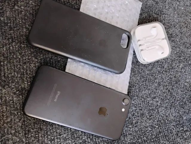Iphone 7 com fone original Apple - Foto 2