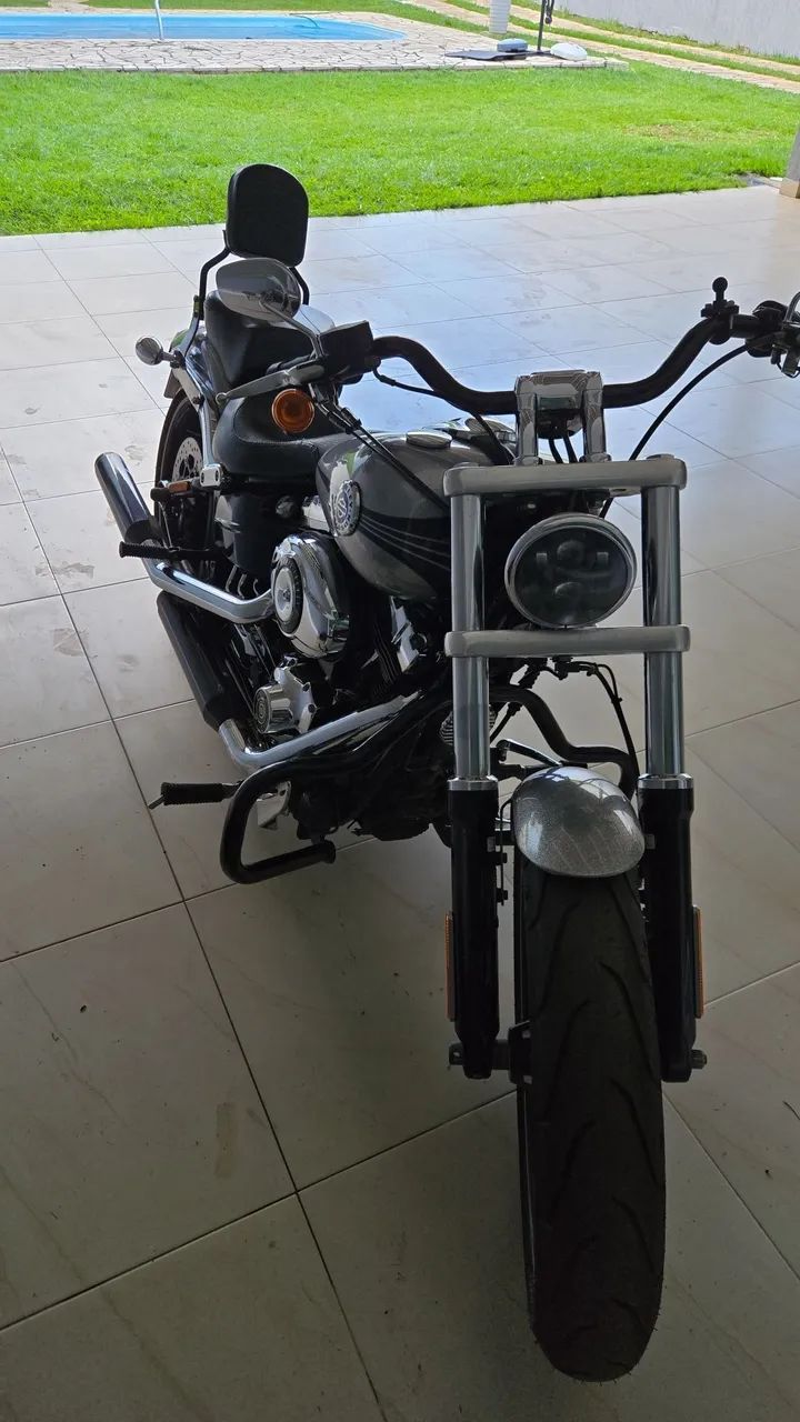Harley Davidson Breackout 2015 - Foto 5