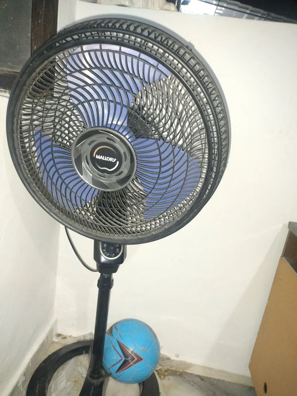 Ventilador com pé  - Foto 3