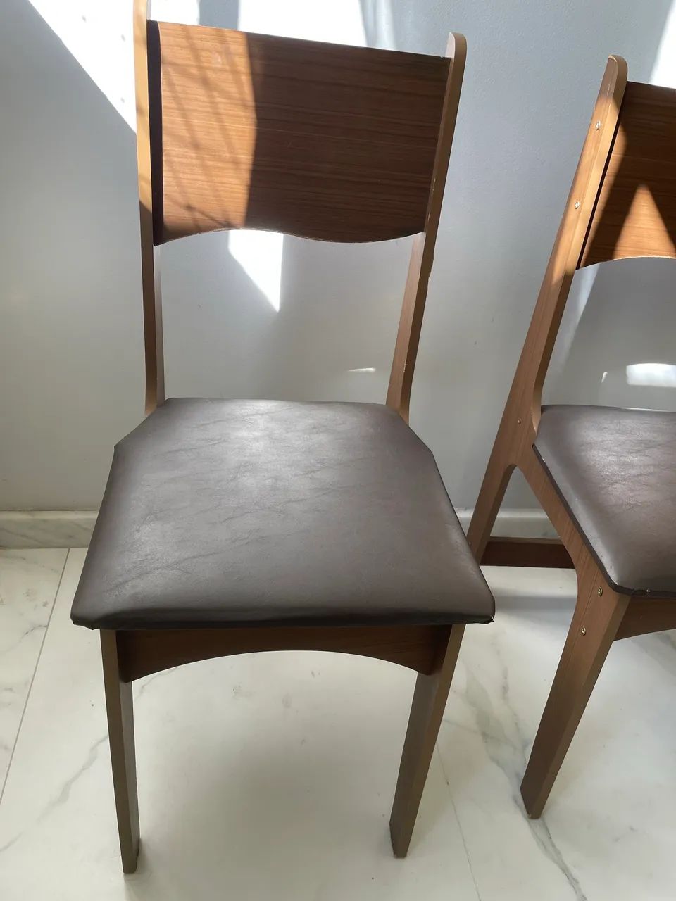 Mesa com 4 cadeiras - Foto 2