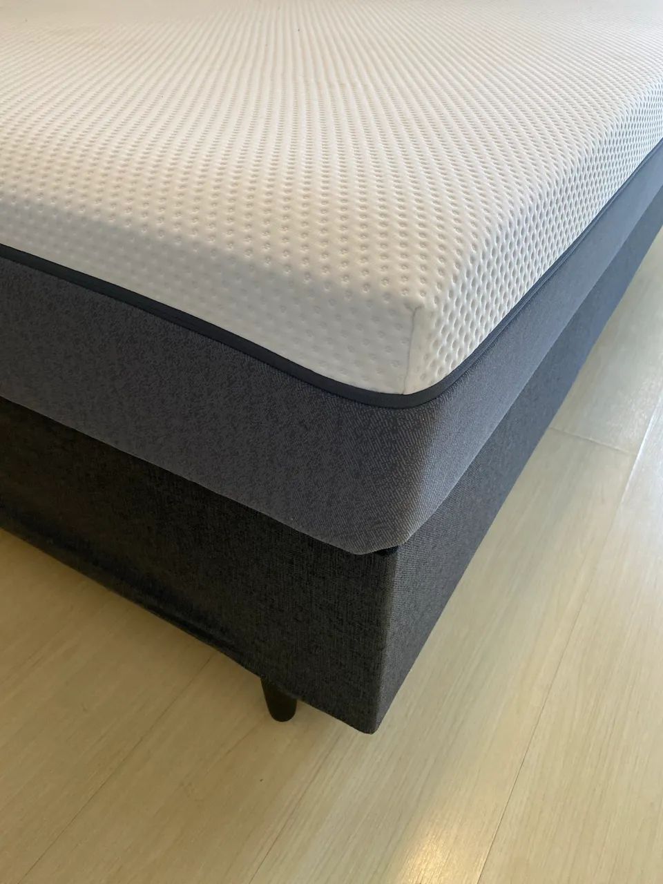 Vendo cama + colchão Emma Original valor de 2600,00 WhatsApp * - Foto 2