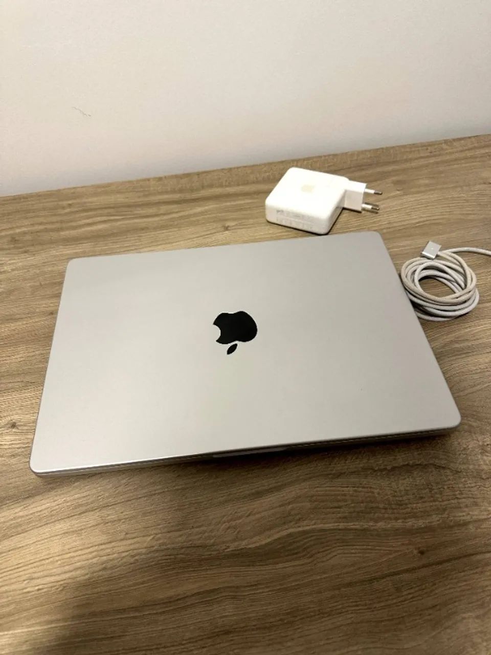 MacBook Pro 14 - M1 / 16GB RAM / 512GB SSD - Impecável - Notebooks