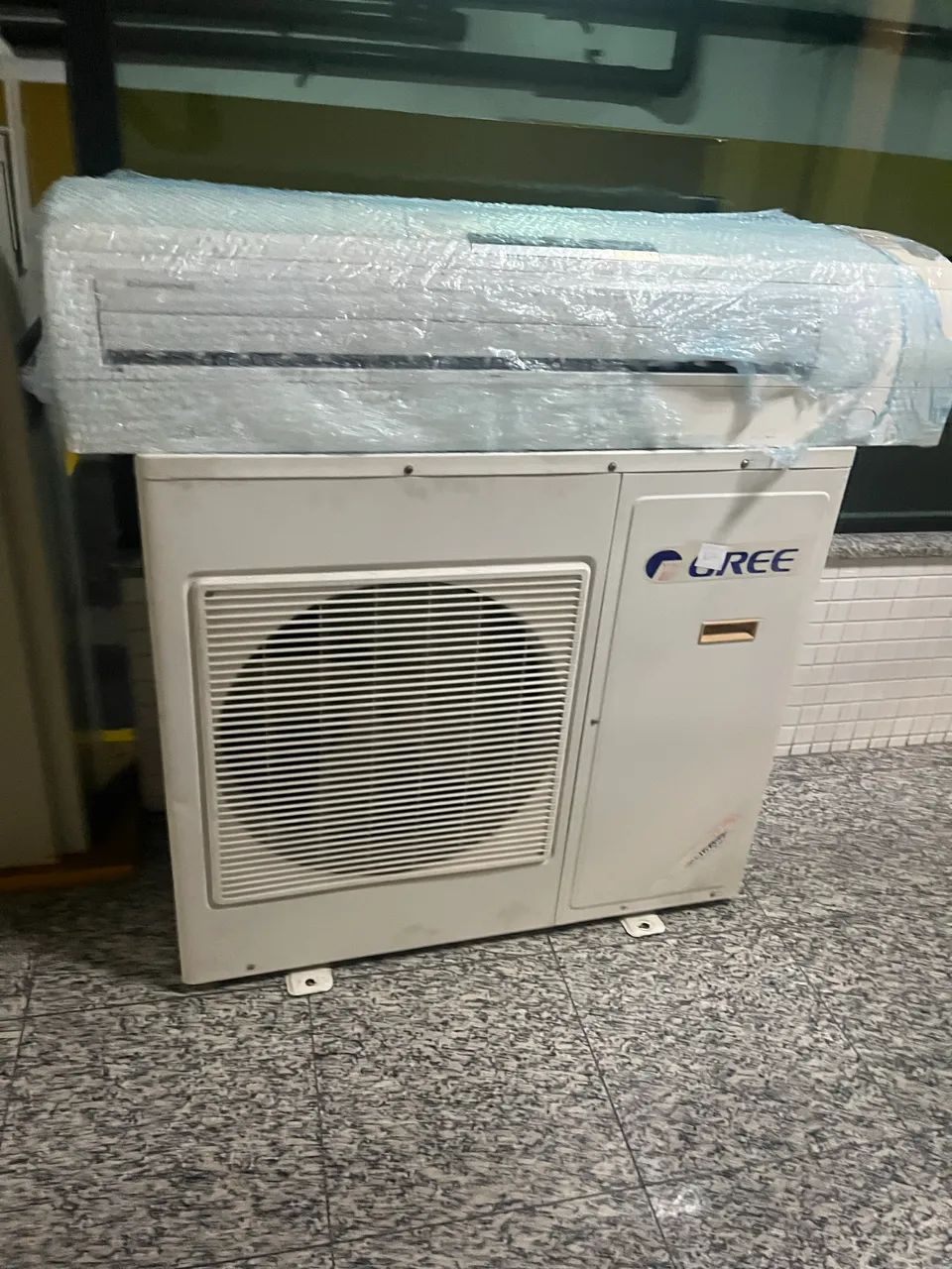 AR CONDICIONADO INVERTER GREE 32 MIL BTUS